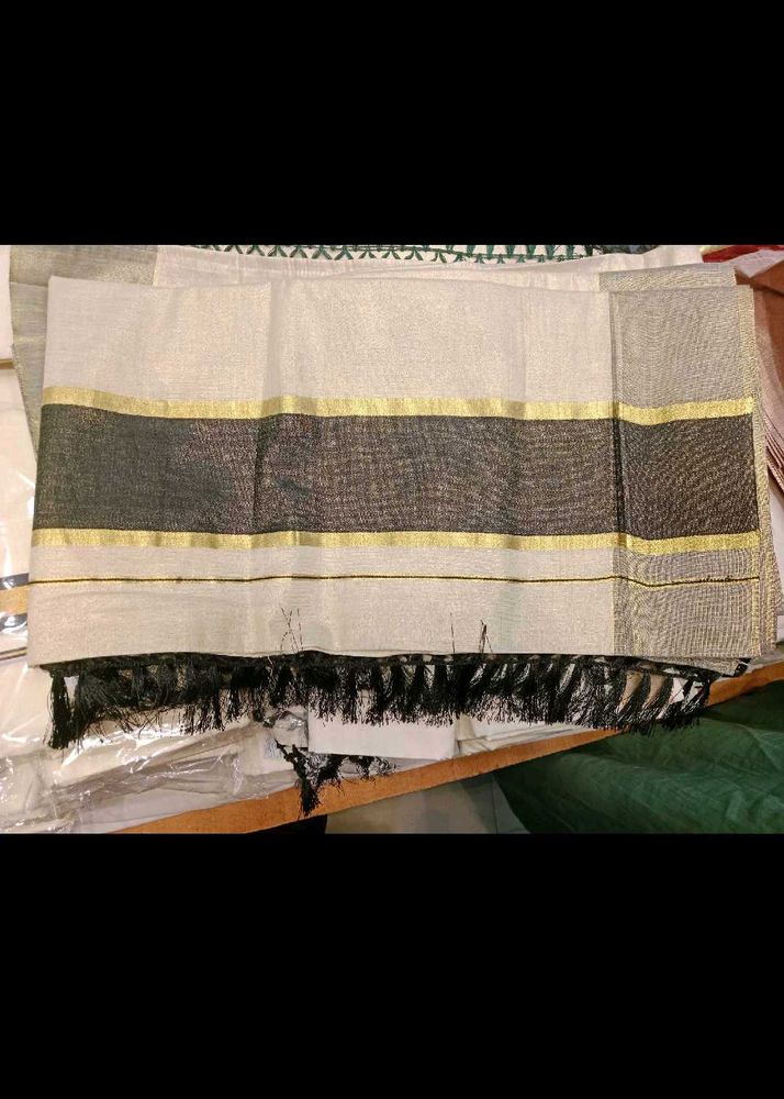 Set Saree With BlousePiece And One Stitched Blouse