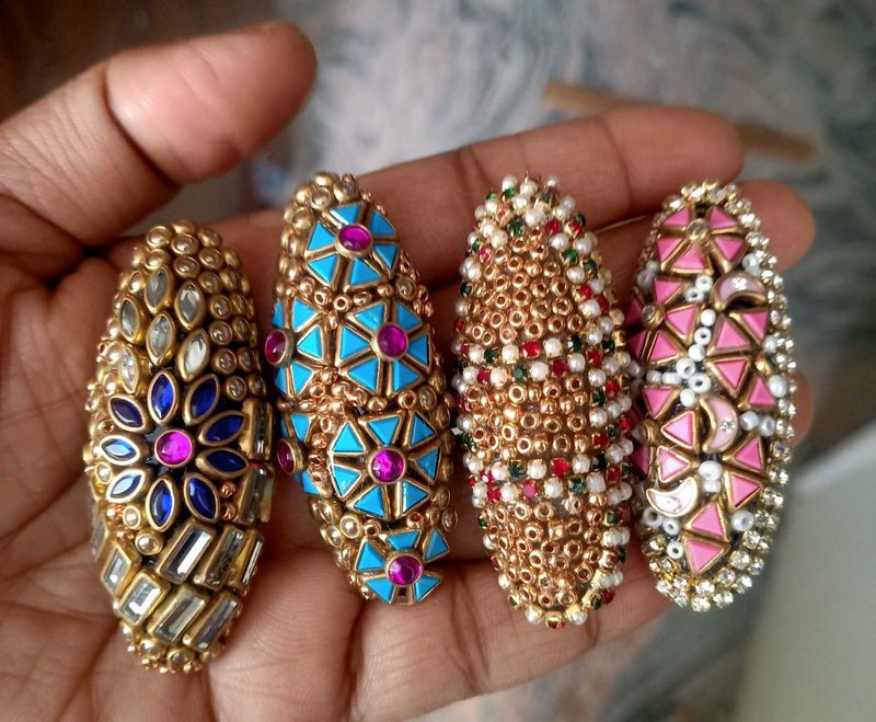 saree pins