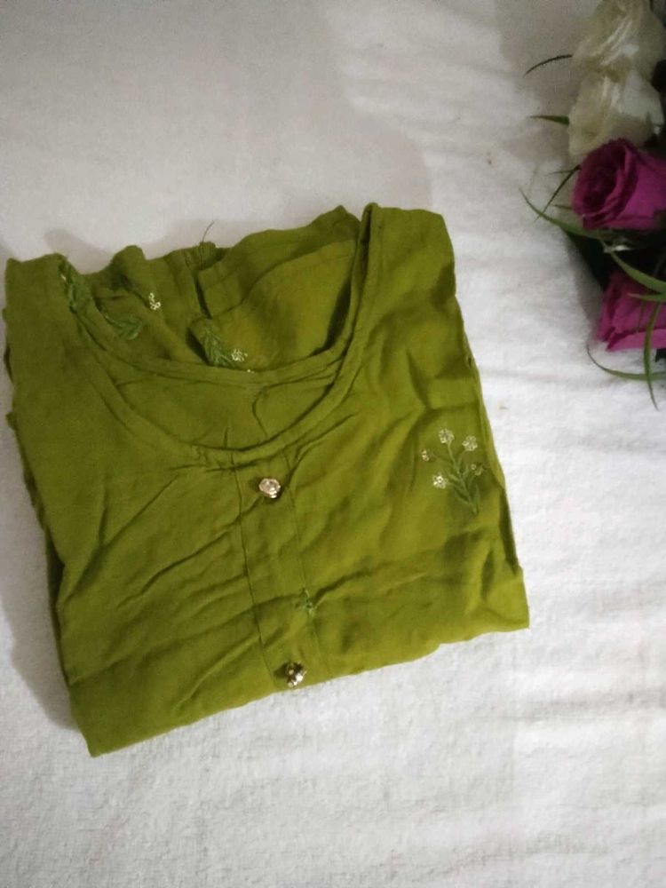 💓Green Embroidered Kurta💓