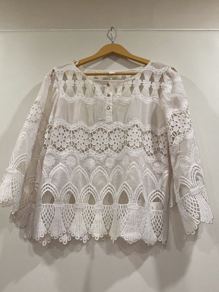 Classy Peach Shade Top With Very Attractive Design