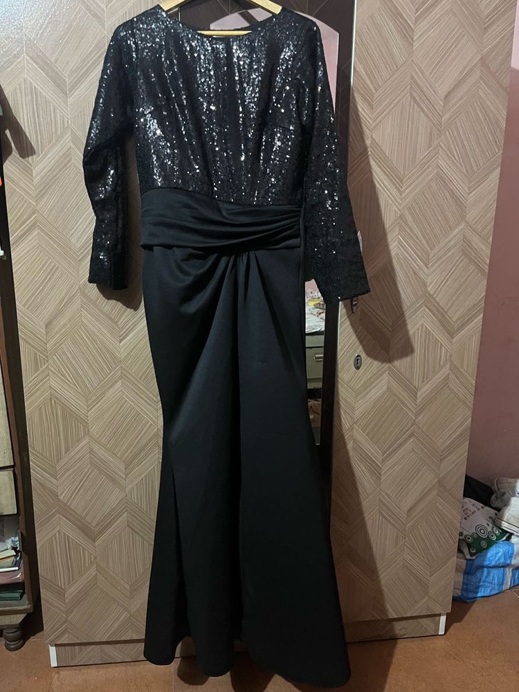 Elegant Black Sequin Gown