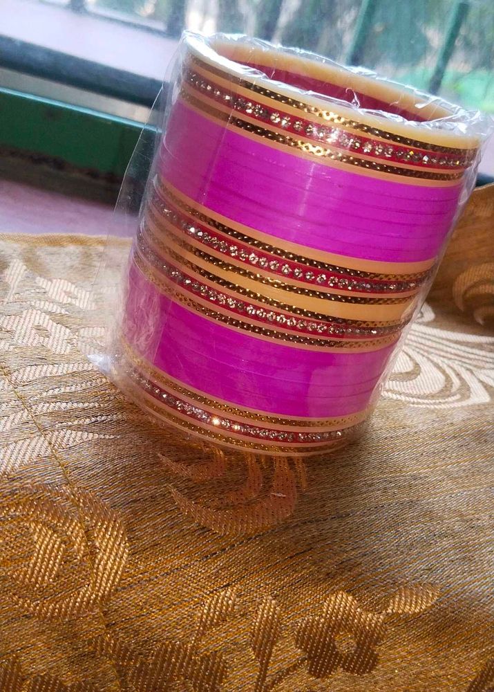 Pinkish Purple Chudi Set