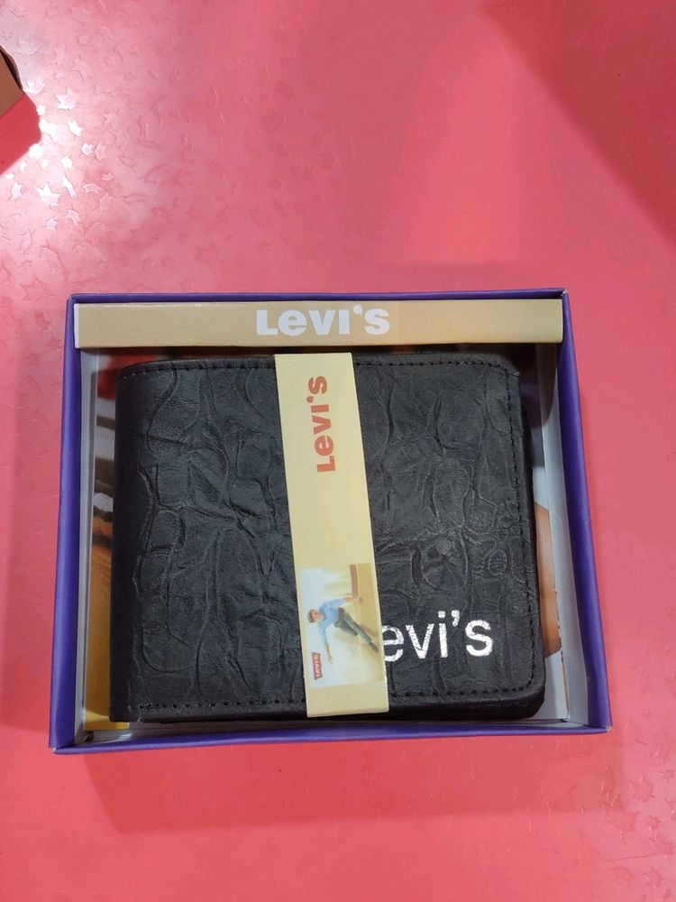LEVI&#39;S WALLET