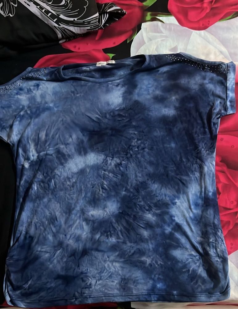 Tee