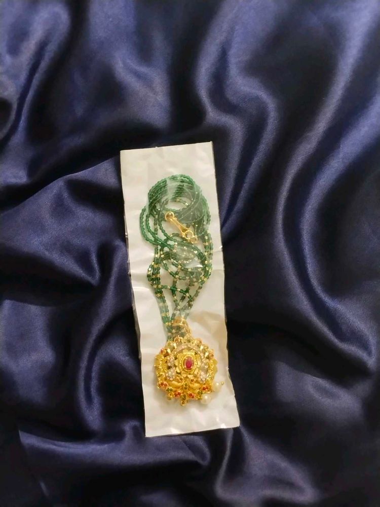 Green Elegant Necklace
