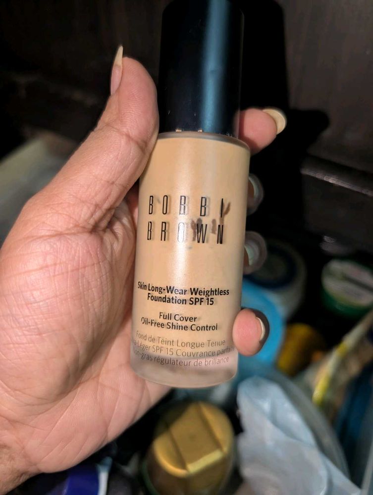 Bobbi Brown Foundation