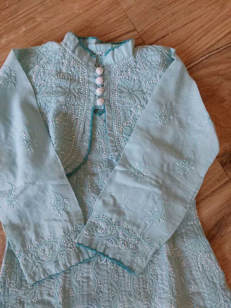 Chikankari Kurti With Attached Jacket