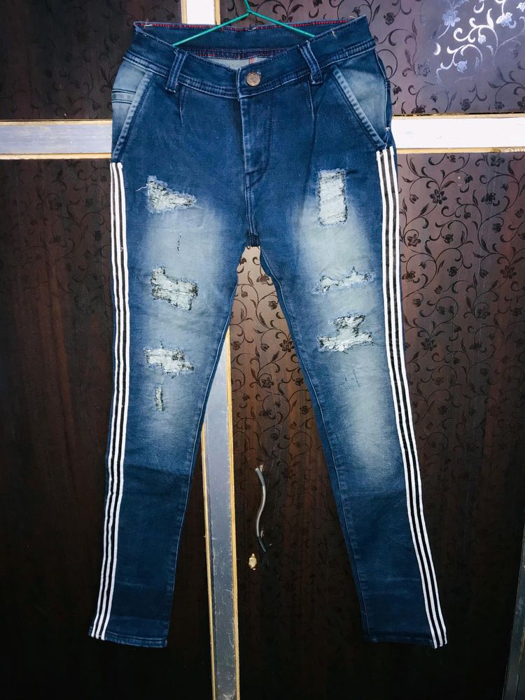 Damaged Blue Jeans 👖 with New Design