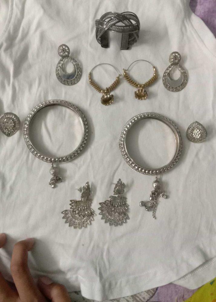 4 Earring 1 Bracelet 2 Bangles