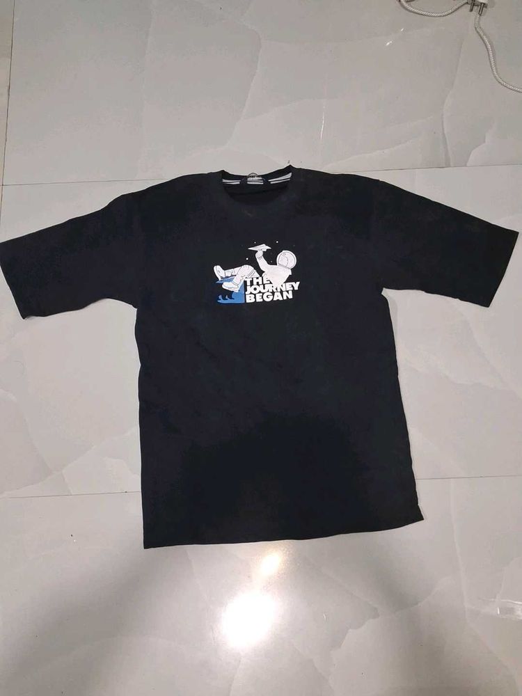 Cool Graphic Print Black T-Shirt