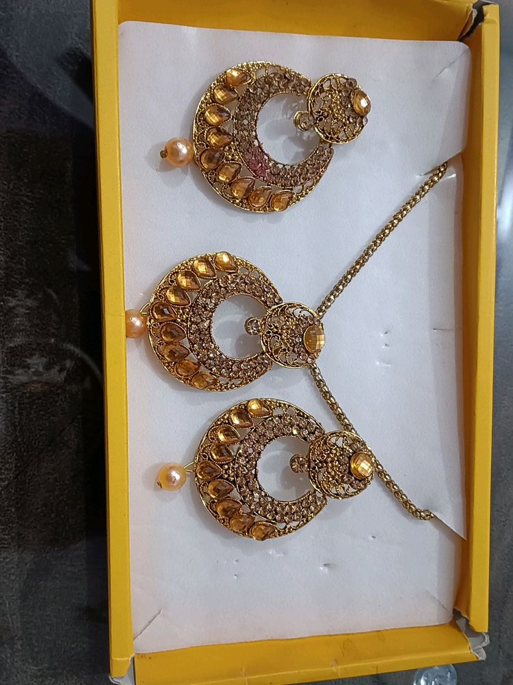 Pendent Set