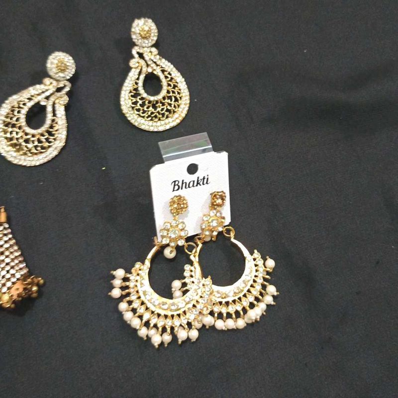 Elegant Gold Tone Earrings