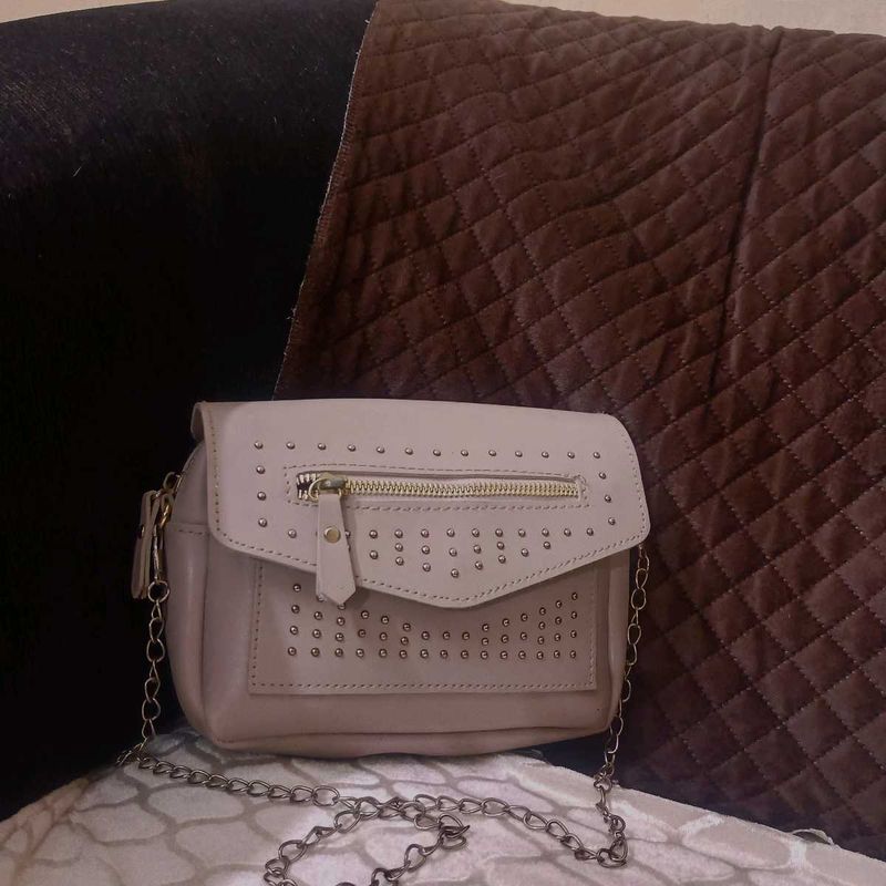 Chic Chain Crossbody Bag