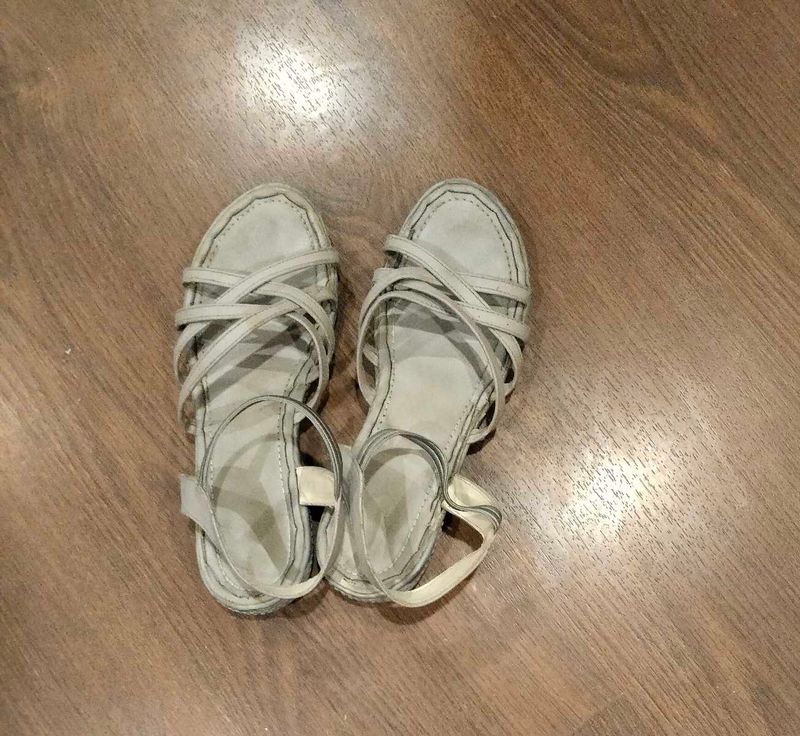 Flat Sandal