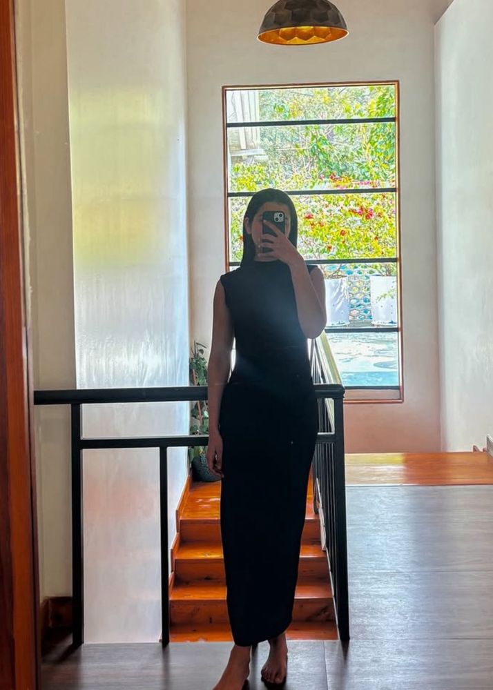 Elegant Black Maxi Dress