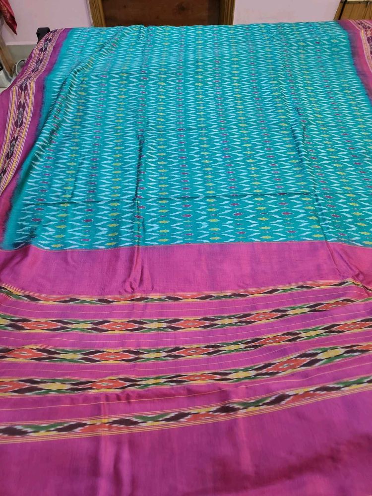 Pure Silk Ikkat Woven Saree Combo
