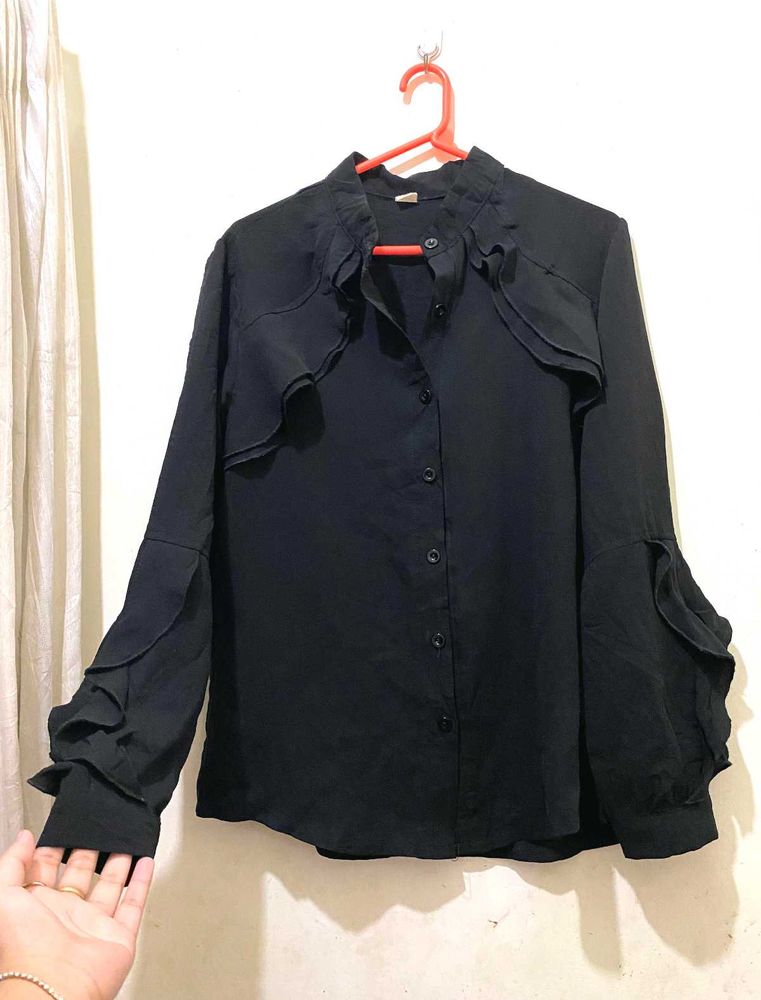 Elegant Black Ruffled Top Length 25