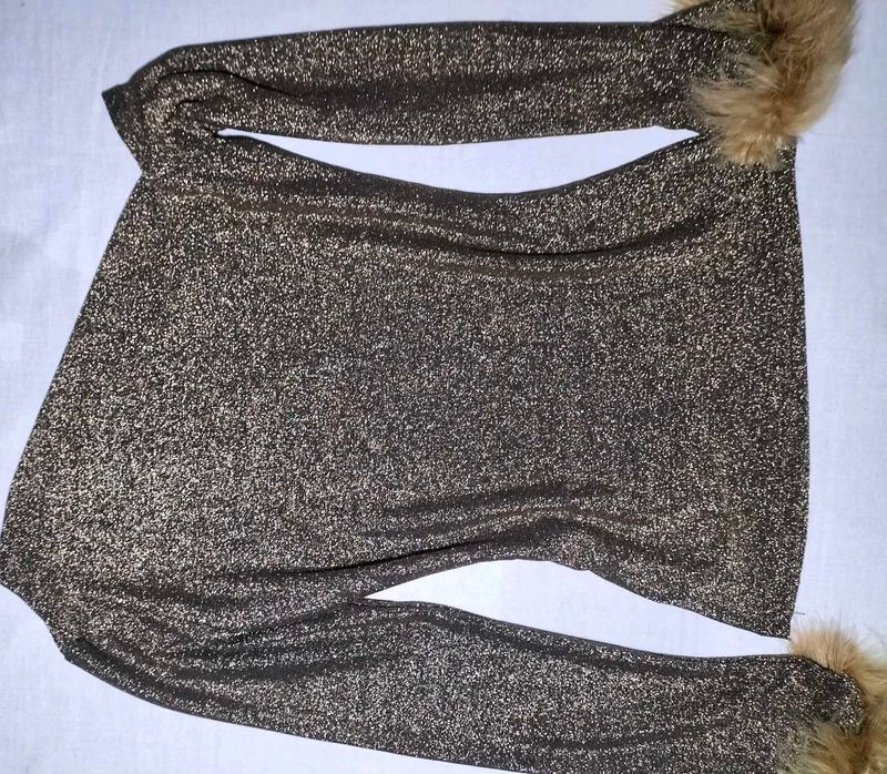 Gold Sparkle Fitted Top with Fur Trim