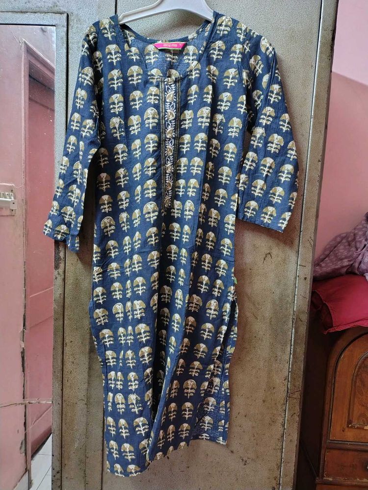 Elegant Printed Kurta