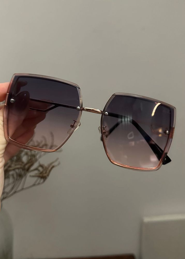 Stylish Oversized Sunglasses RayBan