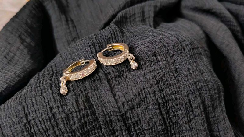 Dangling Earrings hoops