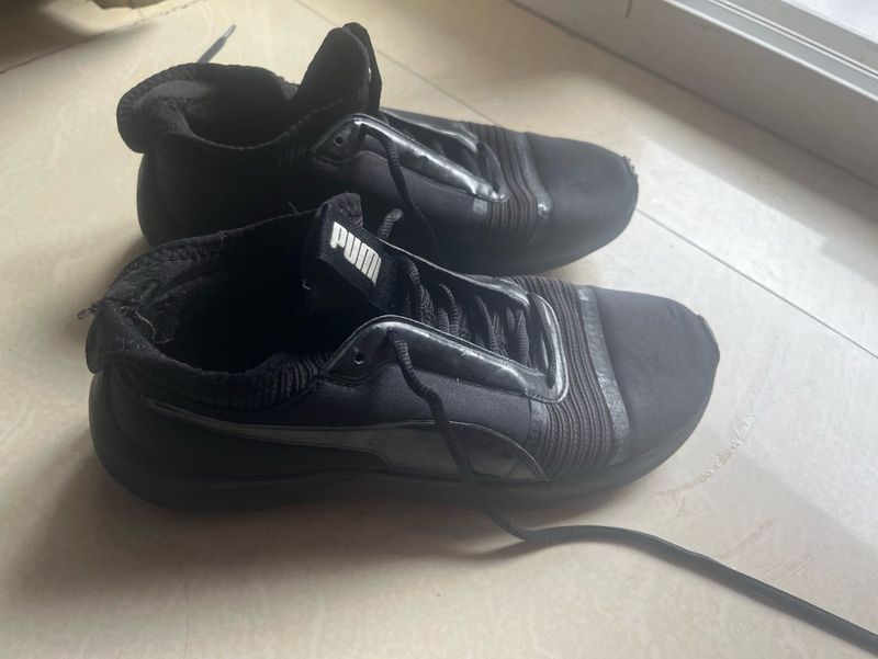 Puma Black Sneakers
