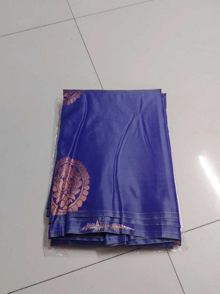 Elegant violet Saree