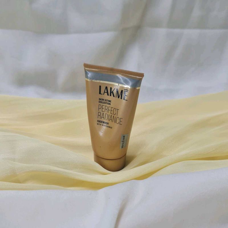 Lakme Perfect Radiance Facewash 50g – Unused