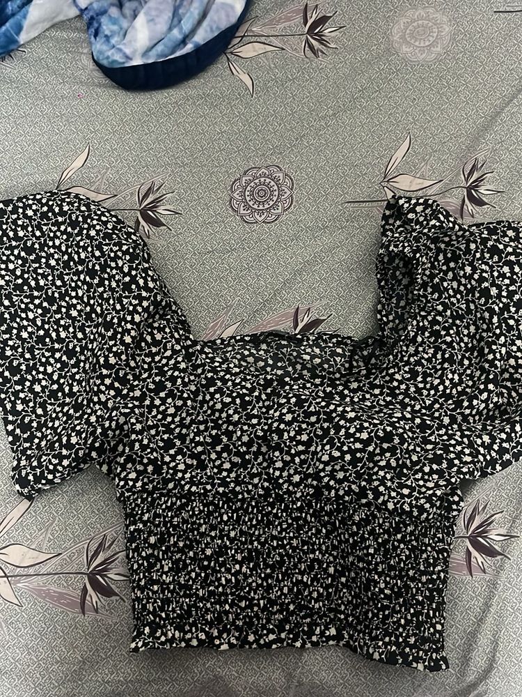 blouse crop top