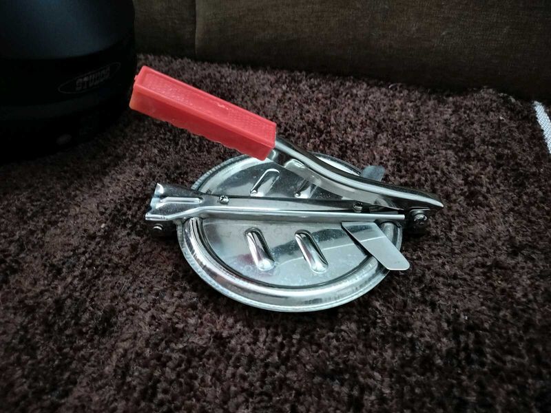 puri maker tool And Roti Making Machine