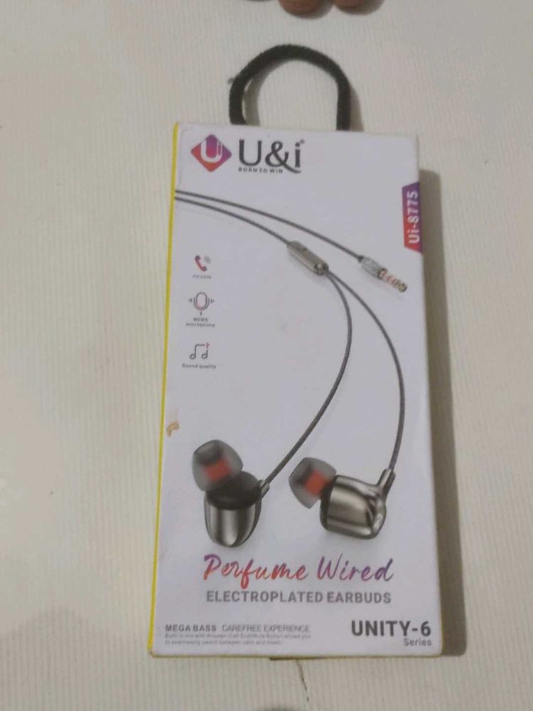 Earphones Perfume wired Unity6