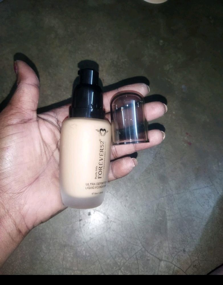 🎉 Forever 52  Shade 011 Foundation 🎉