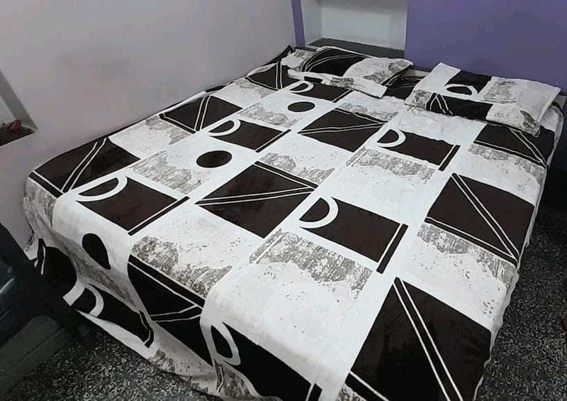 stock clearnce sale warm bedsheets double bed