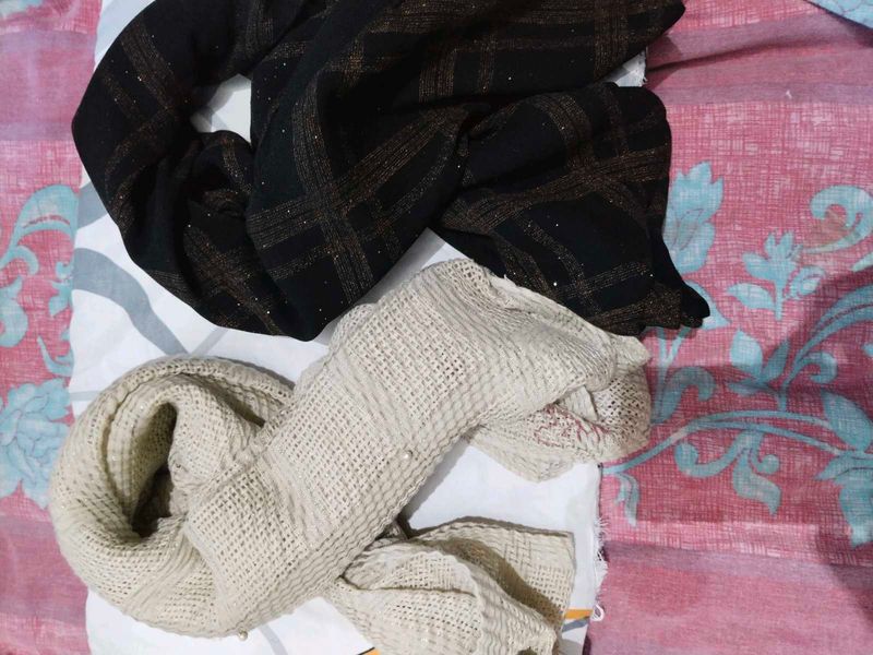 2 Combo               Sparkly Plaid Hijab