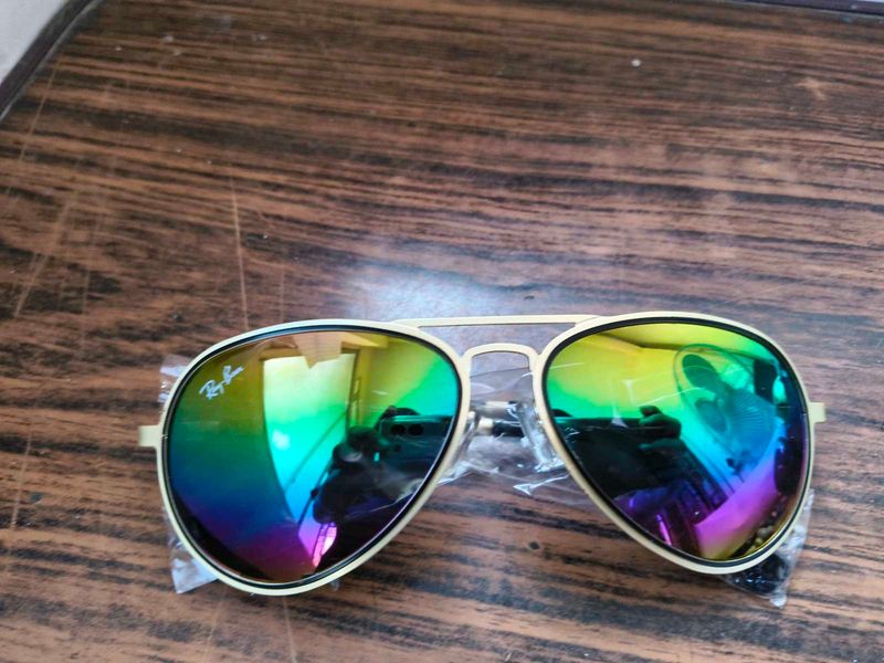 Ray-Ban Rainbow Aviators Sunglasses