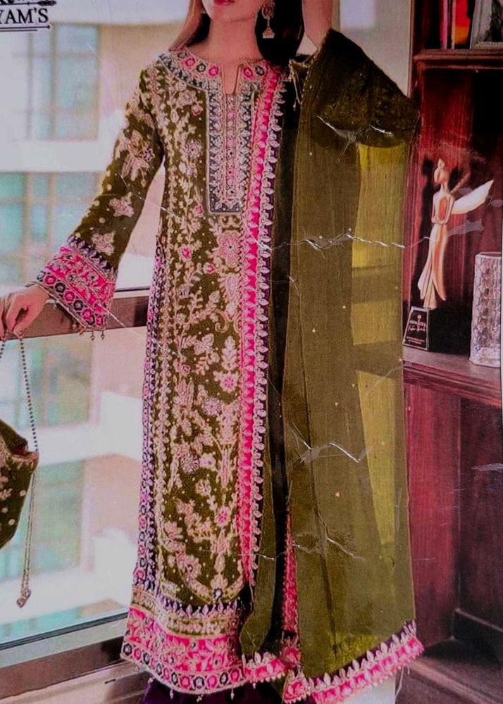 Elegant Embroidered Pakistani Suit