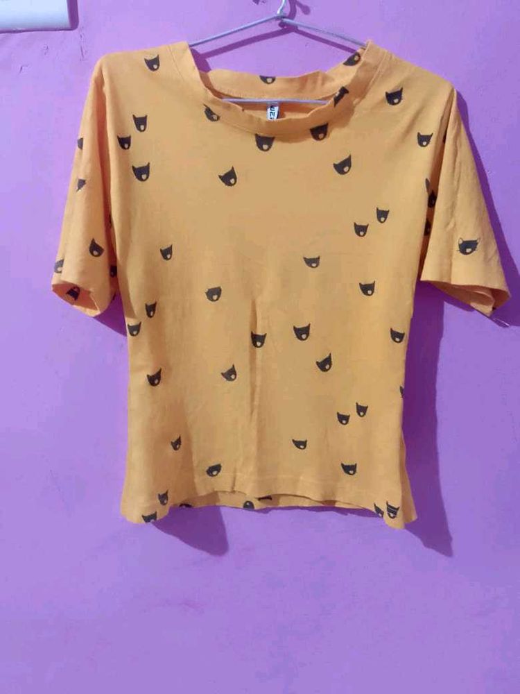 T-shirt for casual use s size Streacheable