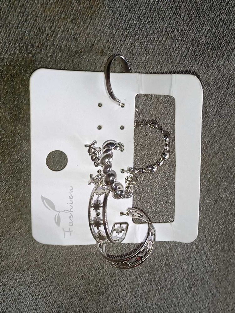 Silver Tone Hoop Earring Set
