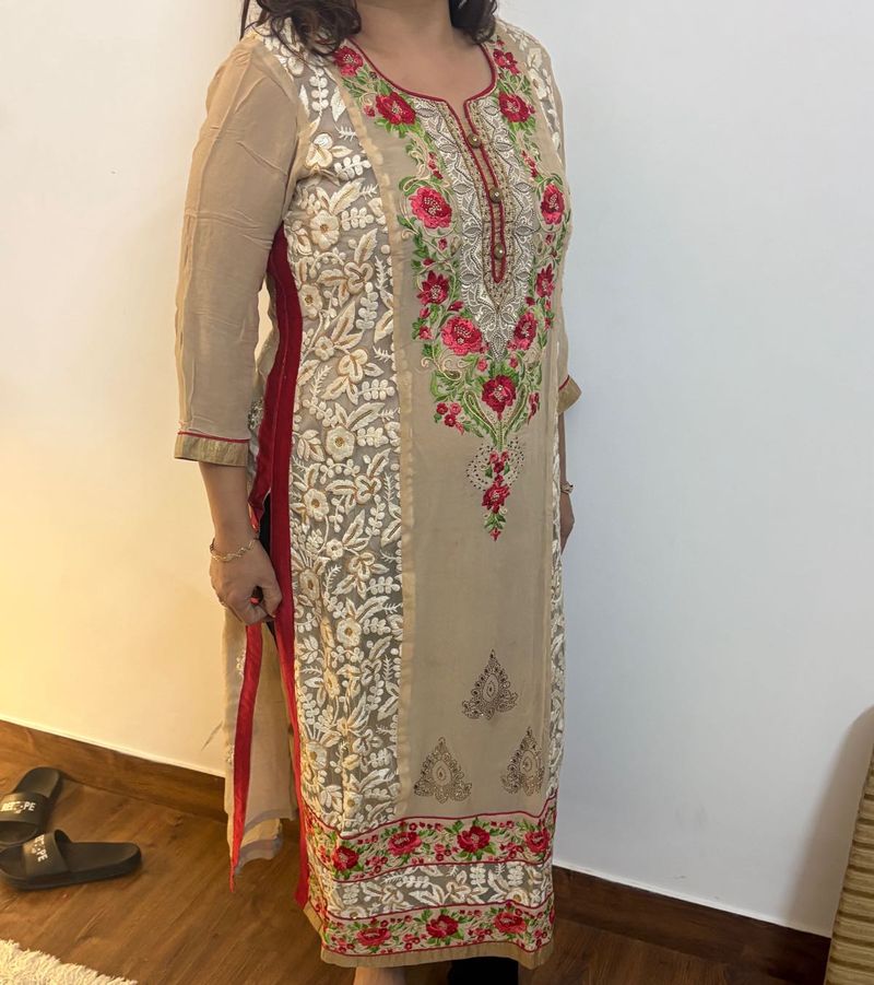 Elegant Embroidered Kurta
