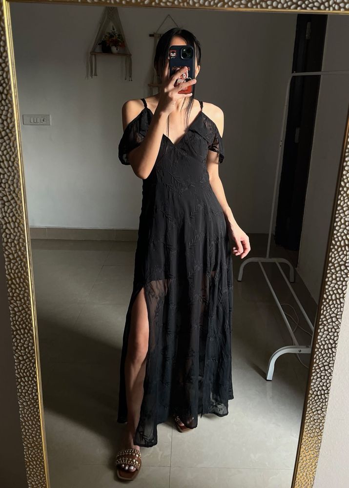 OFF SHOULDER  BLACK MAXI DRESS