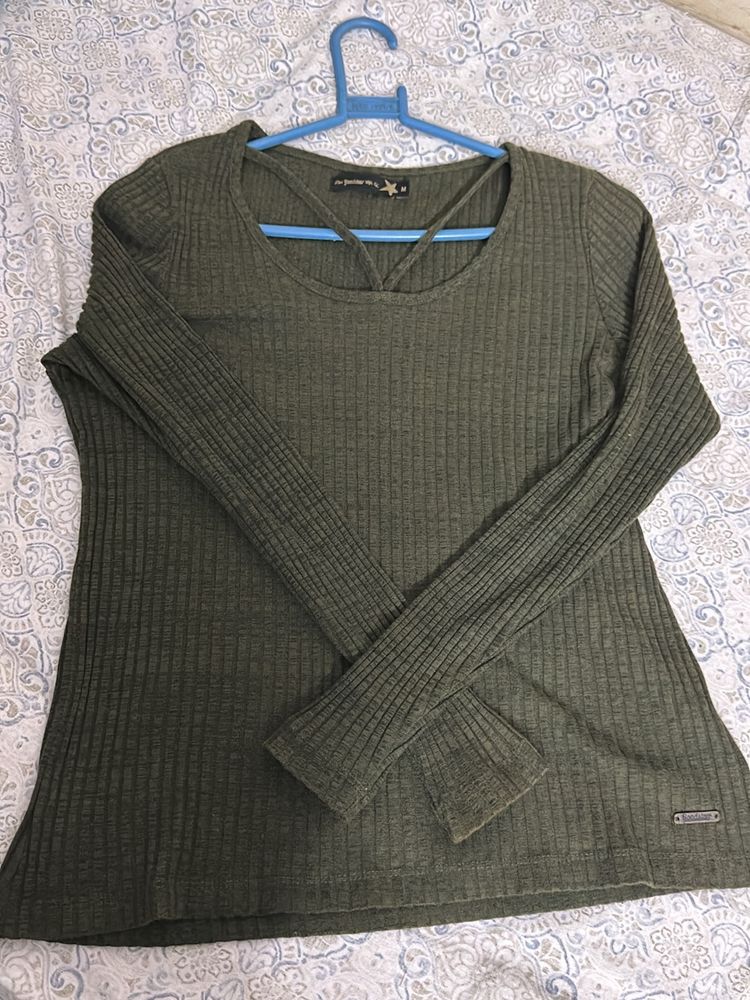Roadstar Olive Top With Neck Detail