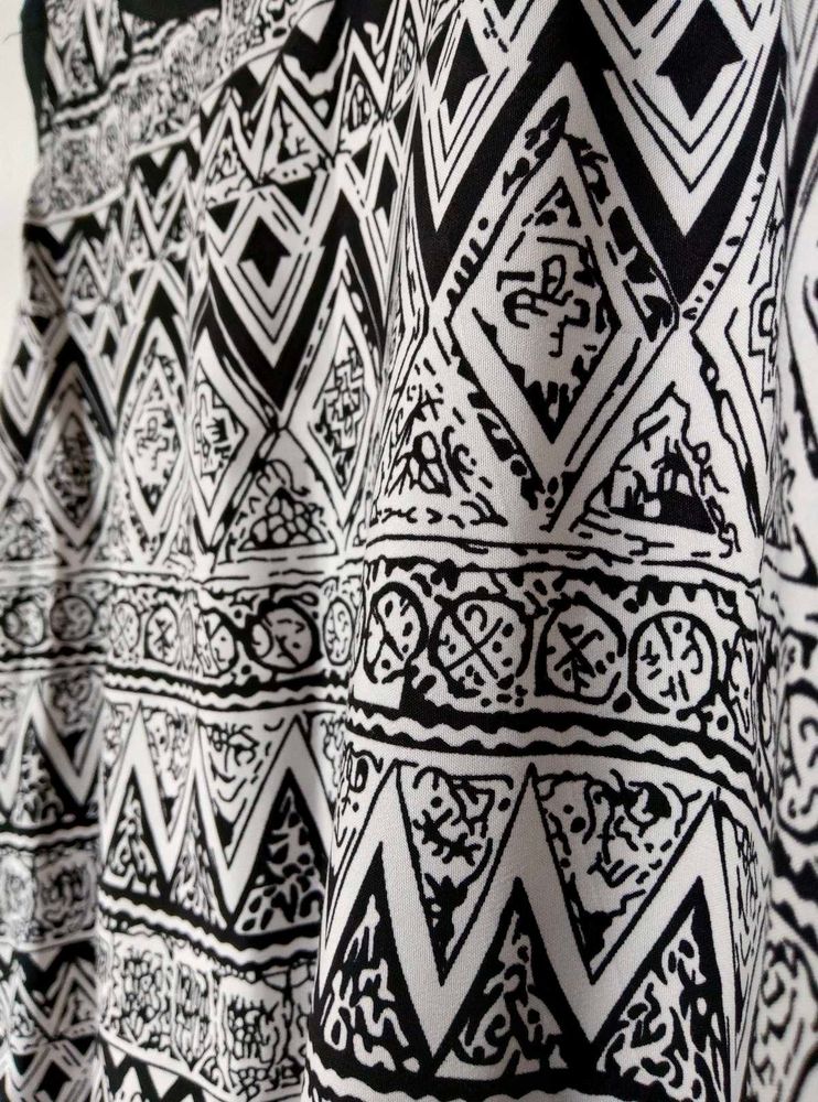 Black &amp; White Patterned Midi