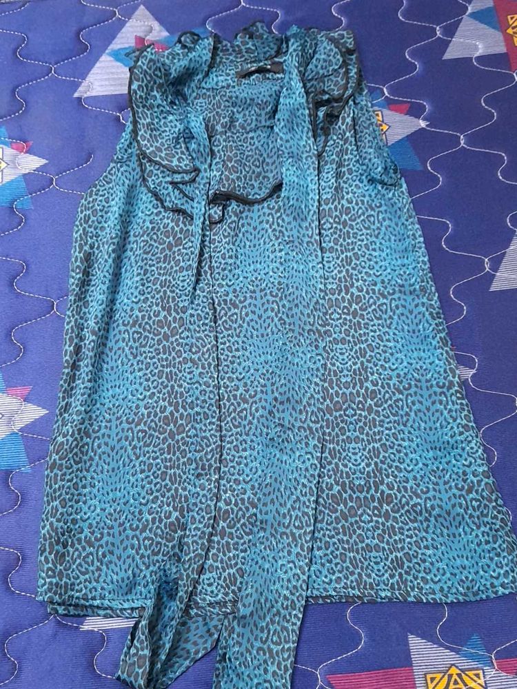 Globus Stylish Animal Print Top