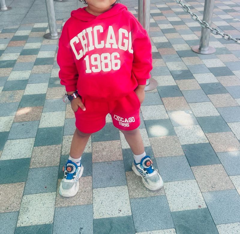 Cute Zara Chicago Hoodie &amp; Shorts Set