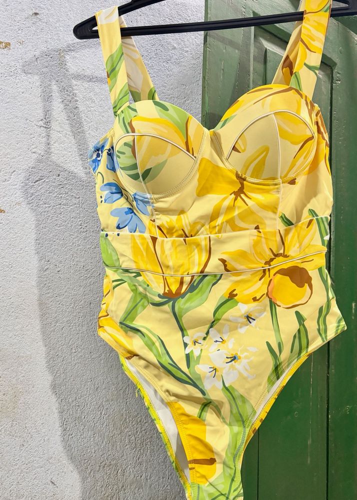 Floral SwimSuit Urbanic