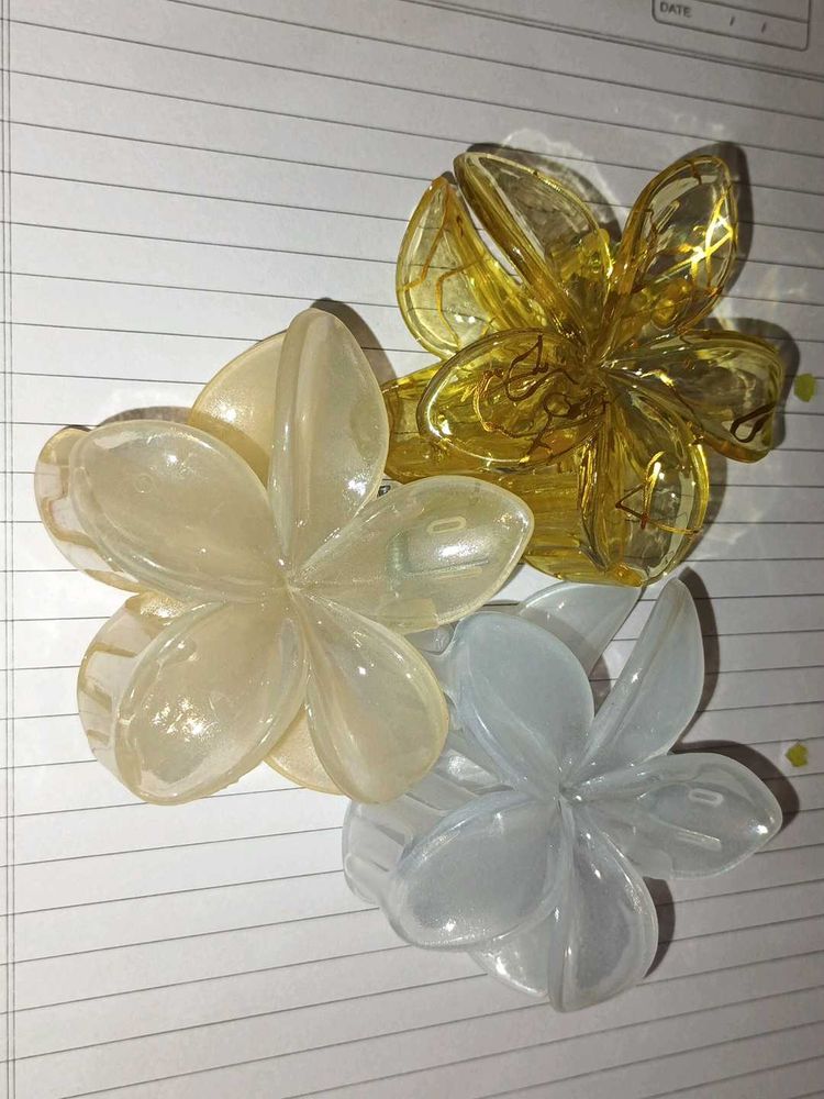 Flower Hair Claw Clips