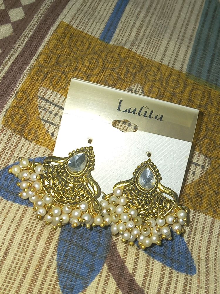 Golden Studs