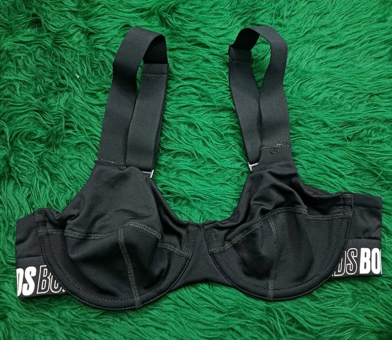 30 💞🆕Black Sports Bra