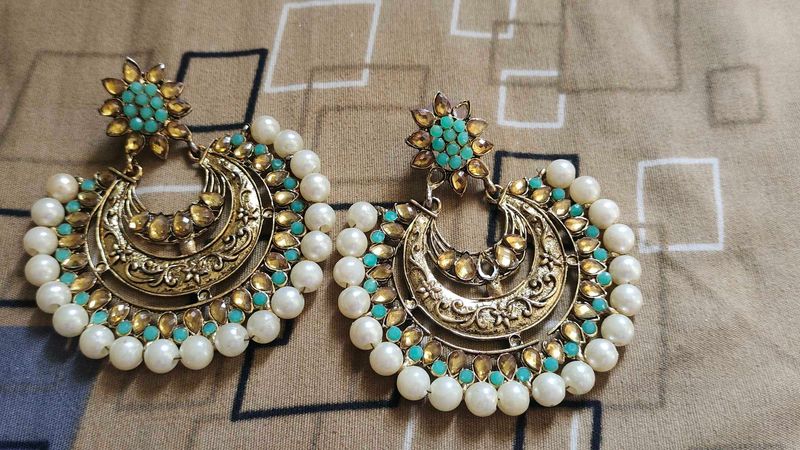Earring