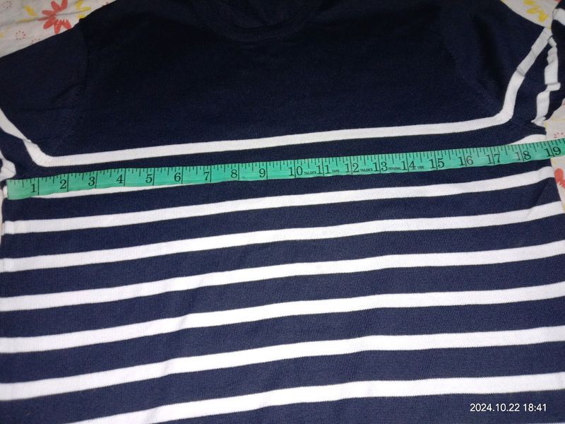 Uniqlo Sweater